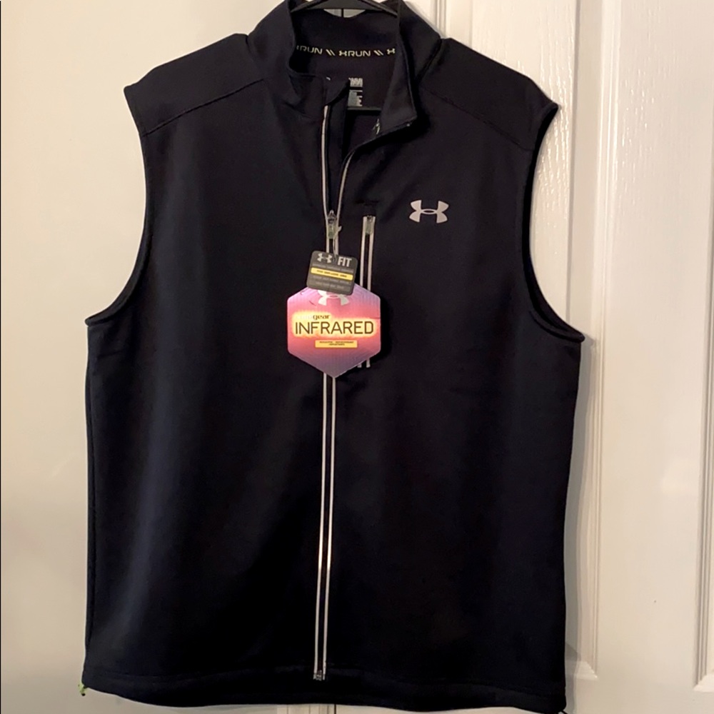 Under Armour L black coldgear INFRARED vest.